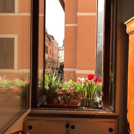Room For Rent In Rome Trastevere Bagian luar foto
