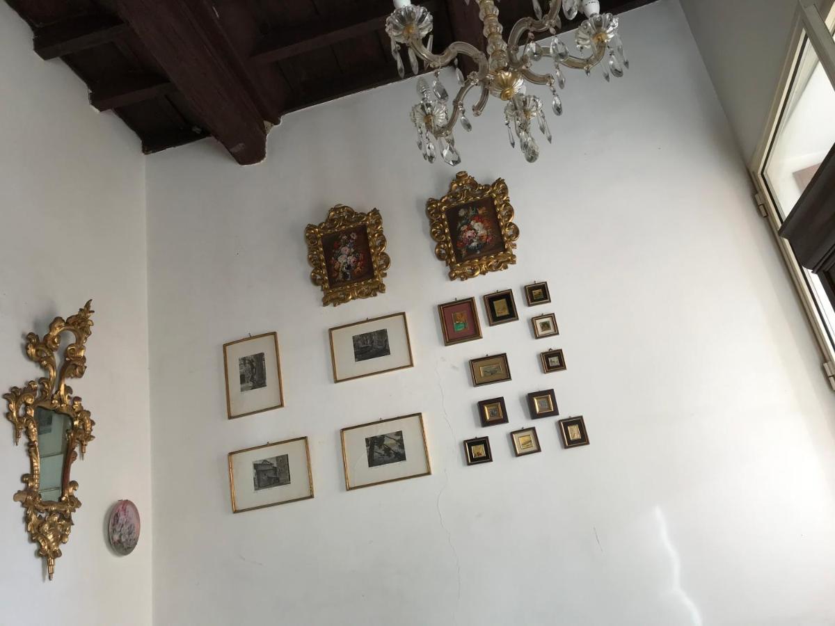 Room For Rent In Rome Trastevere Bagian luar foto